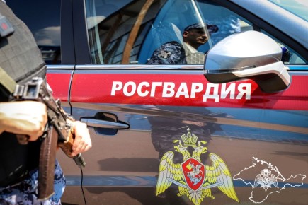 Росгвардия Крыма отправила свыше 500 единиц изъятого оружия бойцам СВО