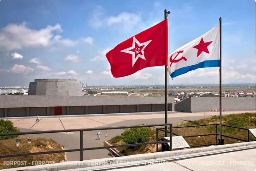 В день 23 февраля в Севастополе отмечается двойной праздник — День защитника Отечества и годовщина начала Русской весны