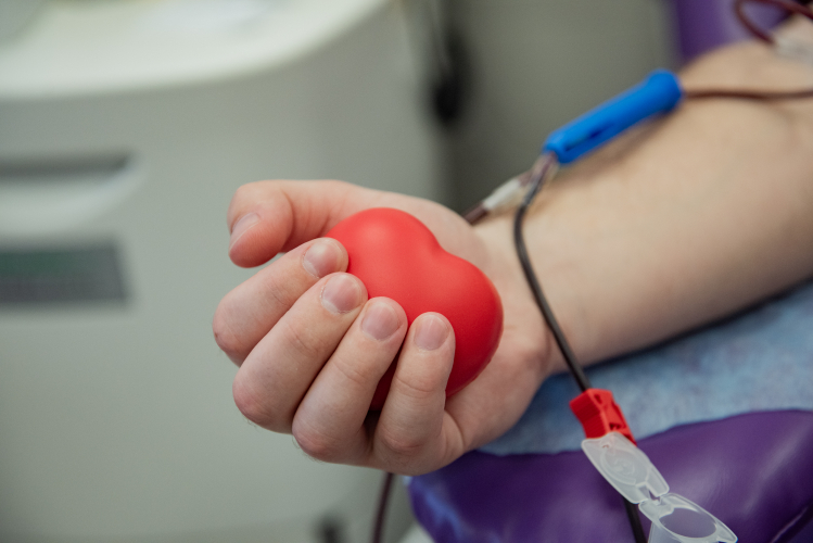 Центр крови подвел итоги донорской недели