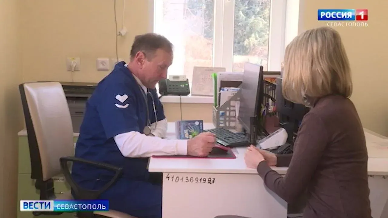 Участник СВО работает фельдшером в районной поликлинике Севастополя