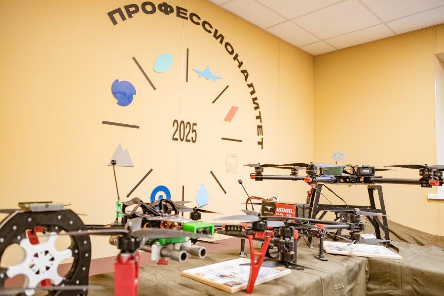 Более тысячи студентов Севастополя познакомились с беспилотными технологиями