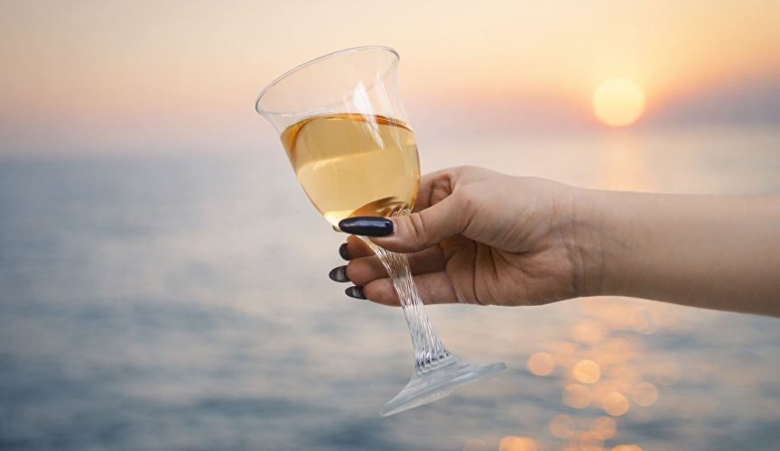 В Севастополе устроят винный фестиваль «Последний глоток зимы»