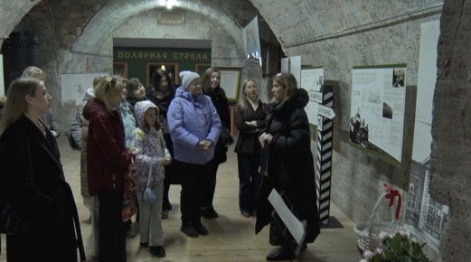 Выставку о покорителе Арктики Папанине открыли в Михайловской батарее