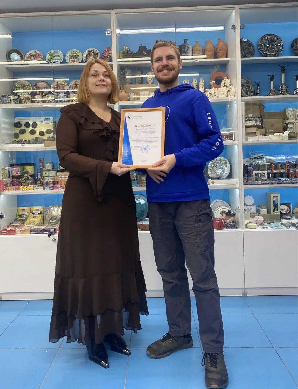 На завершившийся неделе в рамках мероприятий, приуроченных ко Всемирному дню экскурсовода, получили награды сотрудники Центра развития туризма Севастополя