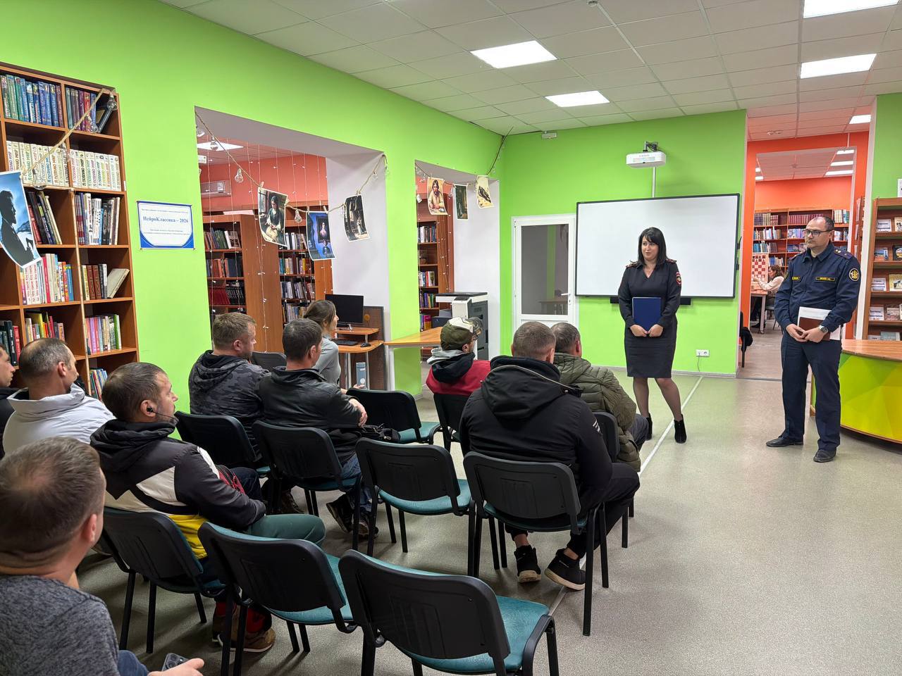 В Севастополе госавтоинспекторы и сотрудники ФСИН провели профилактические беседы с осужденными за пьяную езду