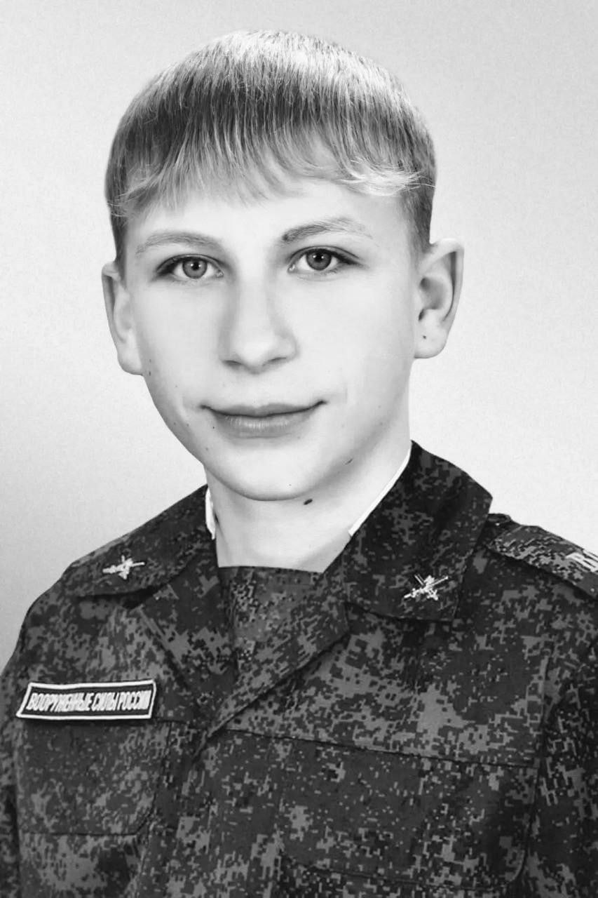 В Севастополе простились с рядовым Владимиром Емельяновым