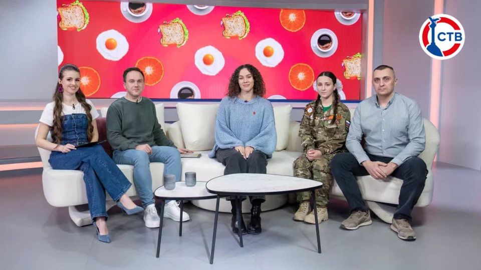 Две приятных новости: на календаре — весна, а впереди прекрасный день! Компанию этим утром вам составит программа «Доброе утро, Севастополь!»