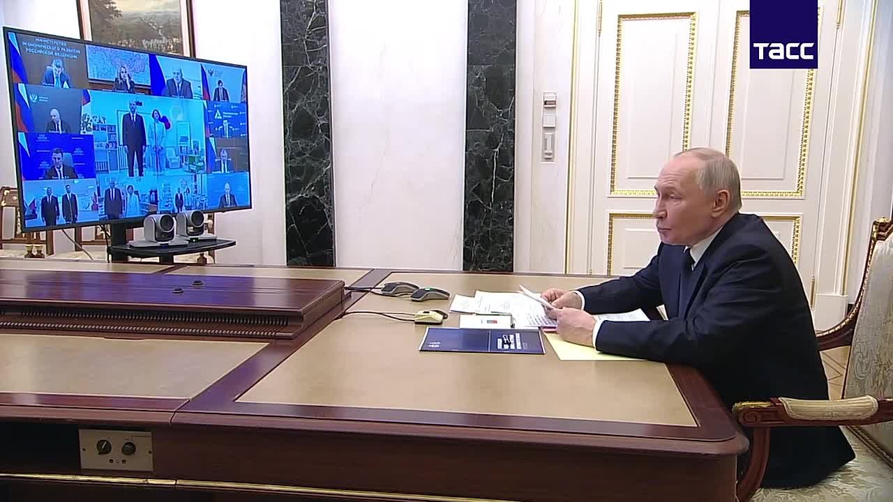 Графики работы детсадов и продленки нужно выстраивать с учетом занятости родителей