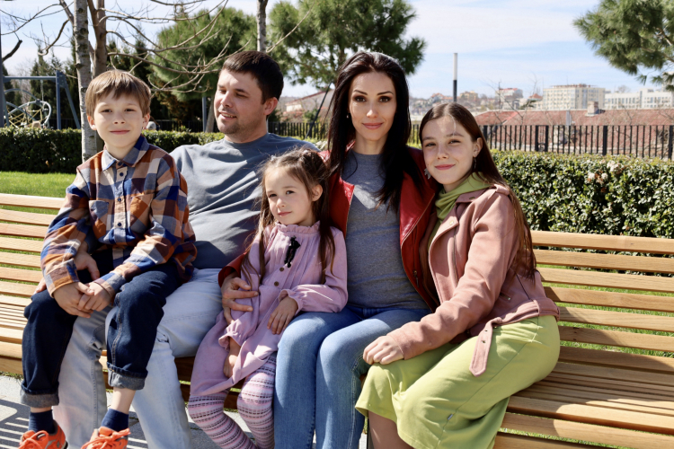 Севастопольские семьи могут оформить региональный материнский капитал через Госуслуги