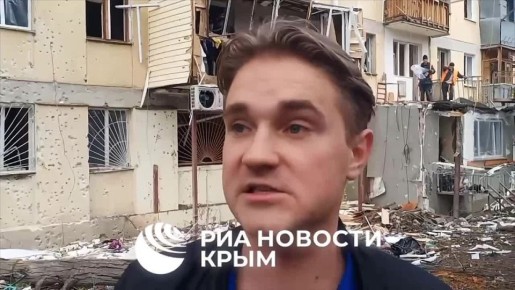 Волонтеры Севастополя также работают на месте разрушения многоэтажки