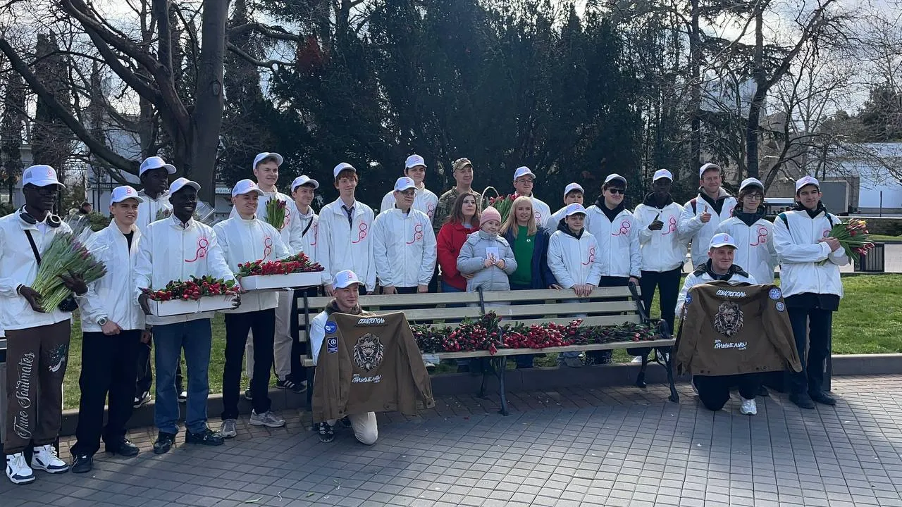 Севастополь отмечает Международный женский день