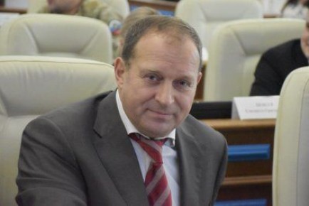 ���� �������� ��������� ��������������� ������ � 8 �����