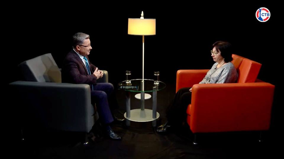 «Язык — система самоочищающаяся и саморегулируемая»: что грозит русскому языку?