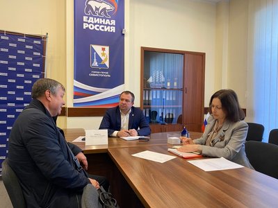 Александр Брыжак рассмотрел проблемные вопросы севастопольцев