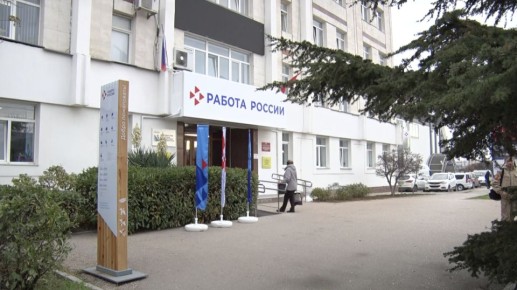 ����������� � ����������� ������� 300 ���. ���. �� �������� �������