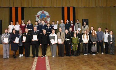 Инна Гончарова наградила победителей детского конкурса чтецов «Поэзия Победы»