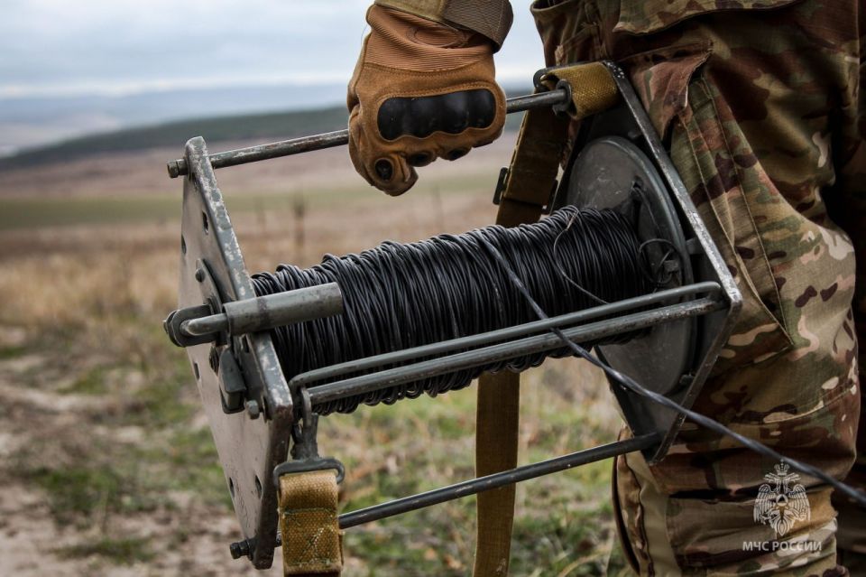 Пиротехники МЧС России по городу Севастополю проведут взрывные работы