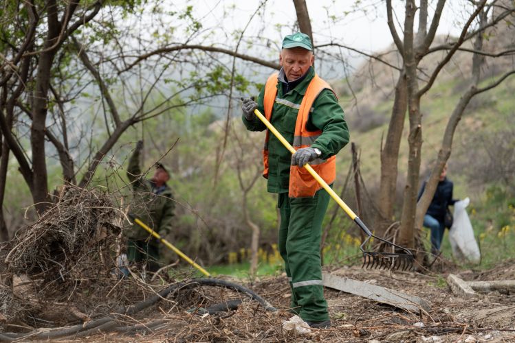В Севастополе стартует общегородской месяц чистоты: три субботника объединят тысячи горожан