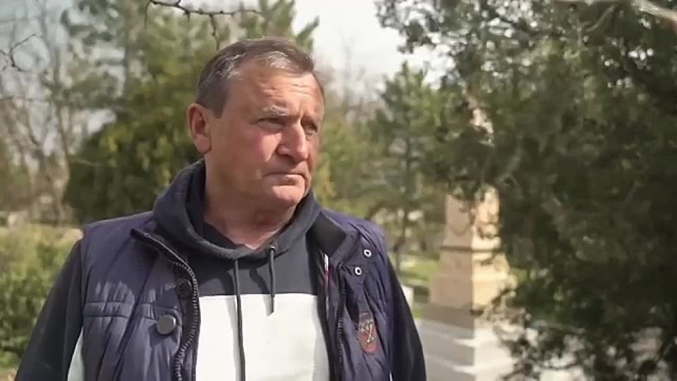 Больше 1100 севастопольцев присоединились к общегородским субботникам