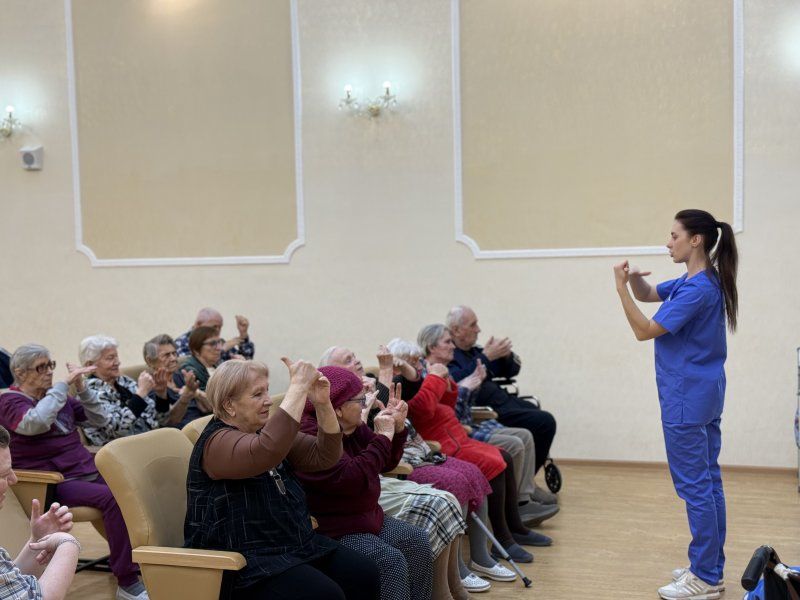 Для подопечных дома-интерната проводят занятия по дыхательной гимнастике