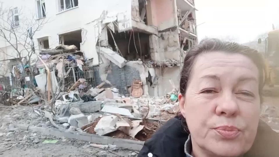 Корреспондент РИА Новости Крым находится на месте происшествия в Севастополе