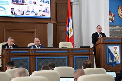 Депутаты заслушали доклад Уполномоченного по защите прав предпринимателей