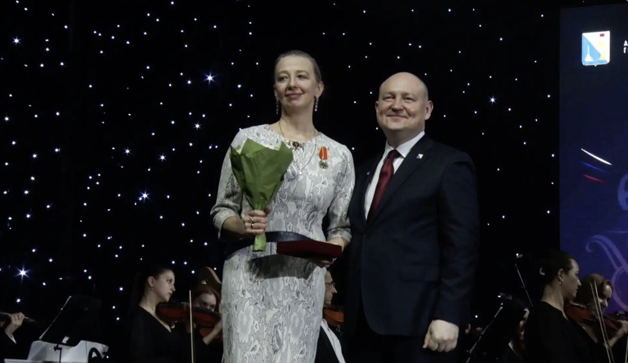 Служители искусства: в Севастополе поздравили работников культуры