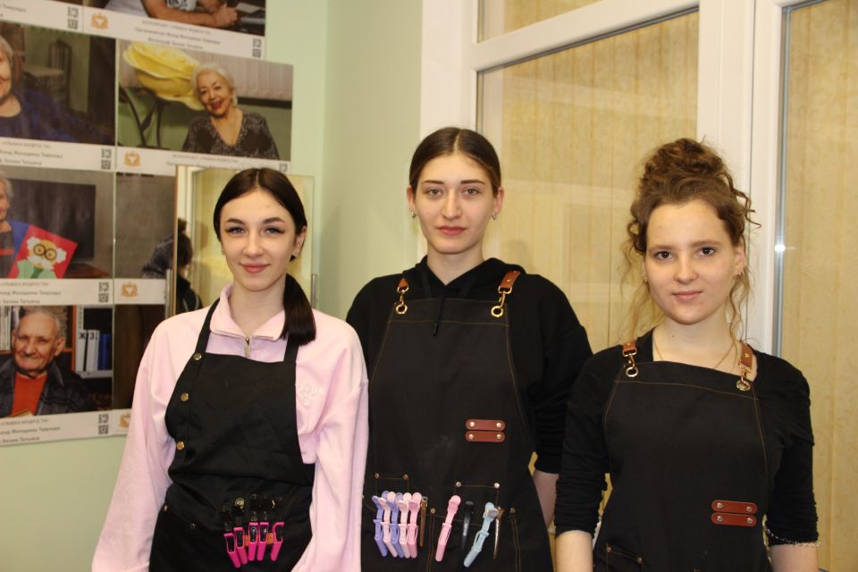 Студенты художественного колледжа подарили красоту подопечным дома-интерната