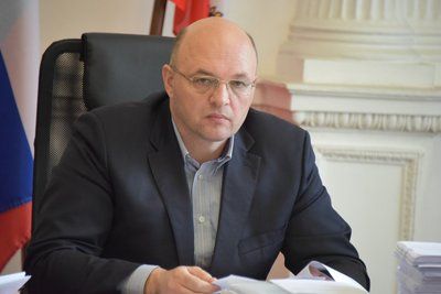 Сергей Лисейцев поздравил севастопольцев старшего поколения