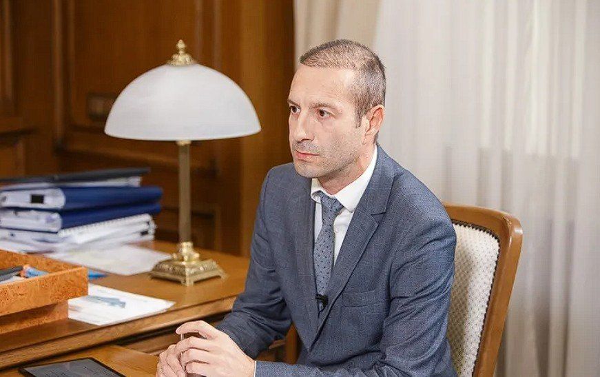 �������������� ������������ ������� ������ ��������� ������� � ���� �� �������� � ������