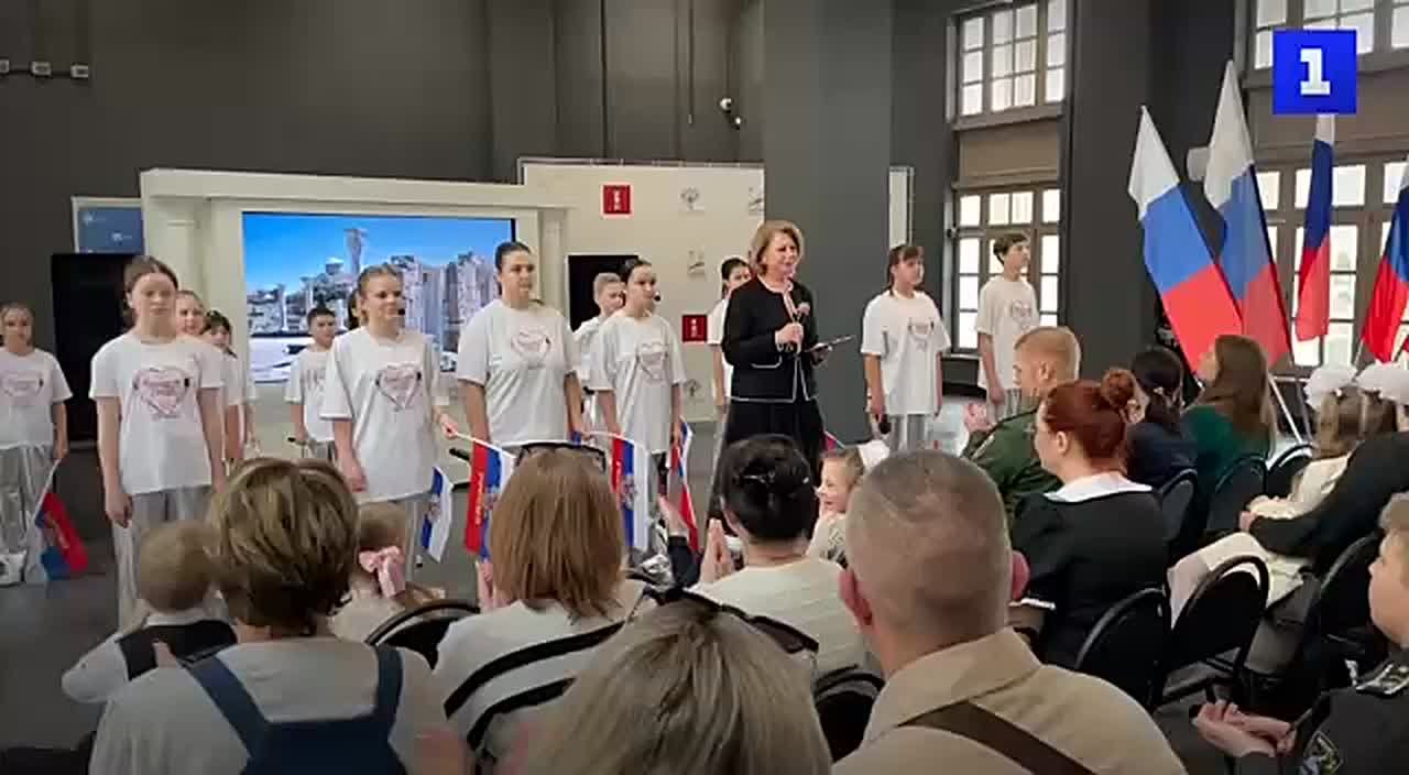 В Херсонесе наградили участников конкурсов «Честь имеем жить в Севастополе!» и «Есть такая профессия – Родину защищать»