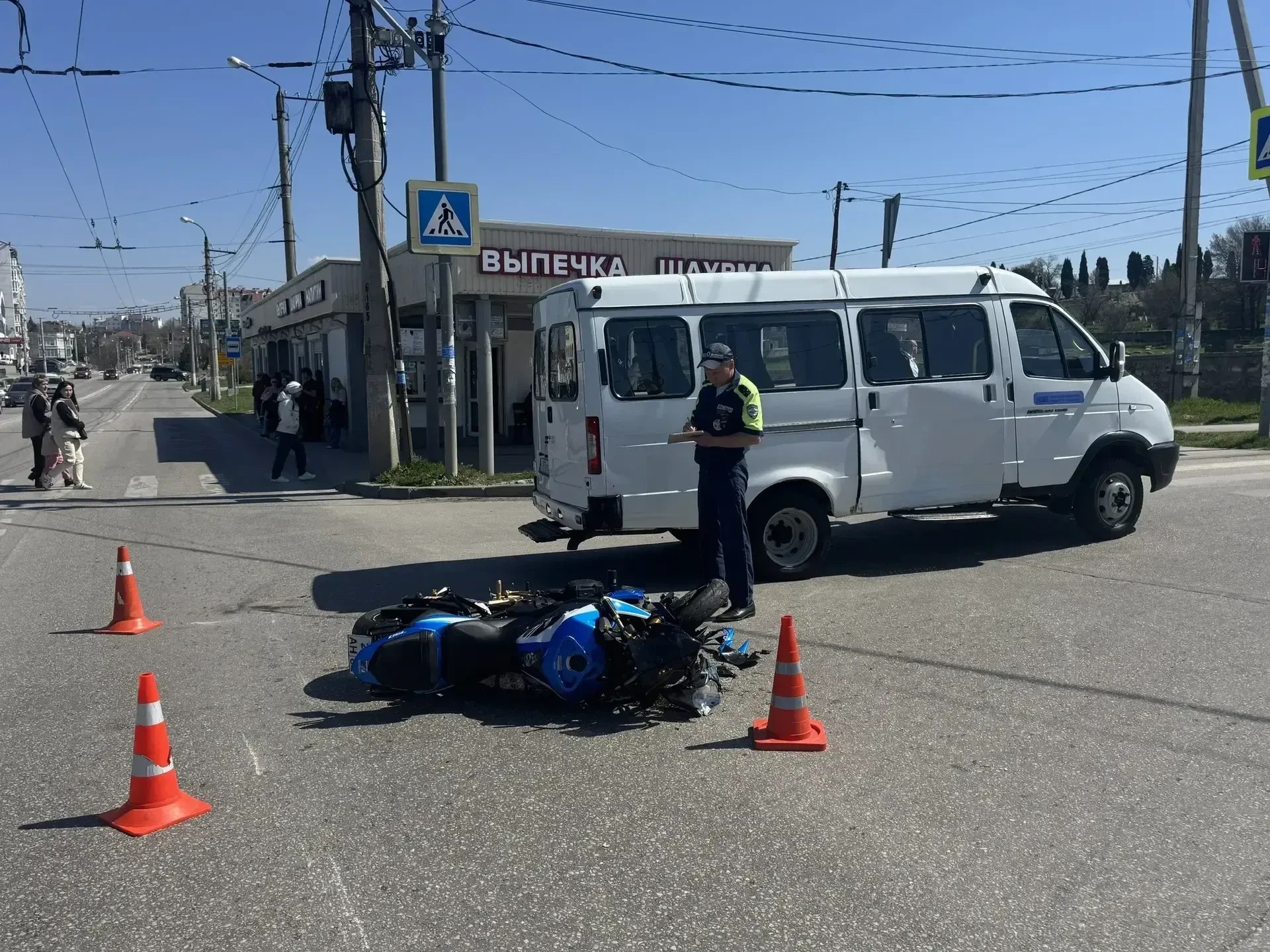 В Севастополе в ДТП на улице Пожарова пострадал мотоциклист