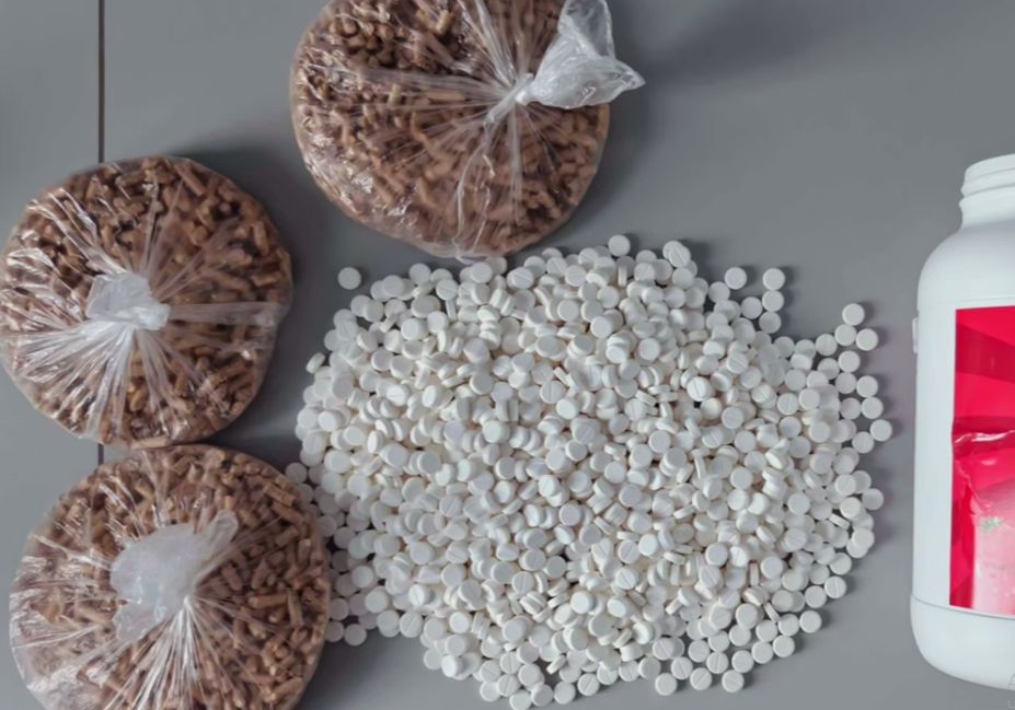 Владелец аптечной сети в Крыму организовал канал поставки наркотиков из Европы