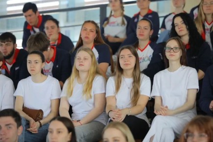 Возможности для молодежи обсудили в Международном детском центре «Артек»