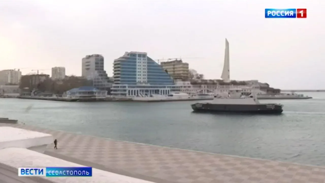 В Севастополе паром и катера сняли с линии Радиогорка – Артбухта