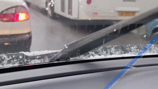 Утром в Севастополе прошел ледяной дождь