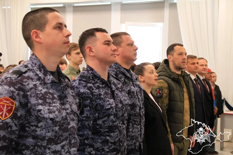 В Ялте росгвардейцы приняли участие в открытии военно-патриотической игры «Зарница 2.0»