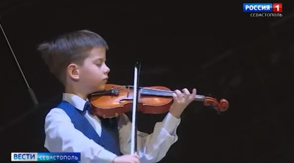 Юный скрипач Мирослав Давыдов стал призёром всероссийского конкурса