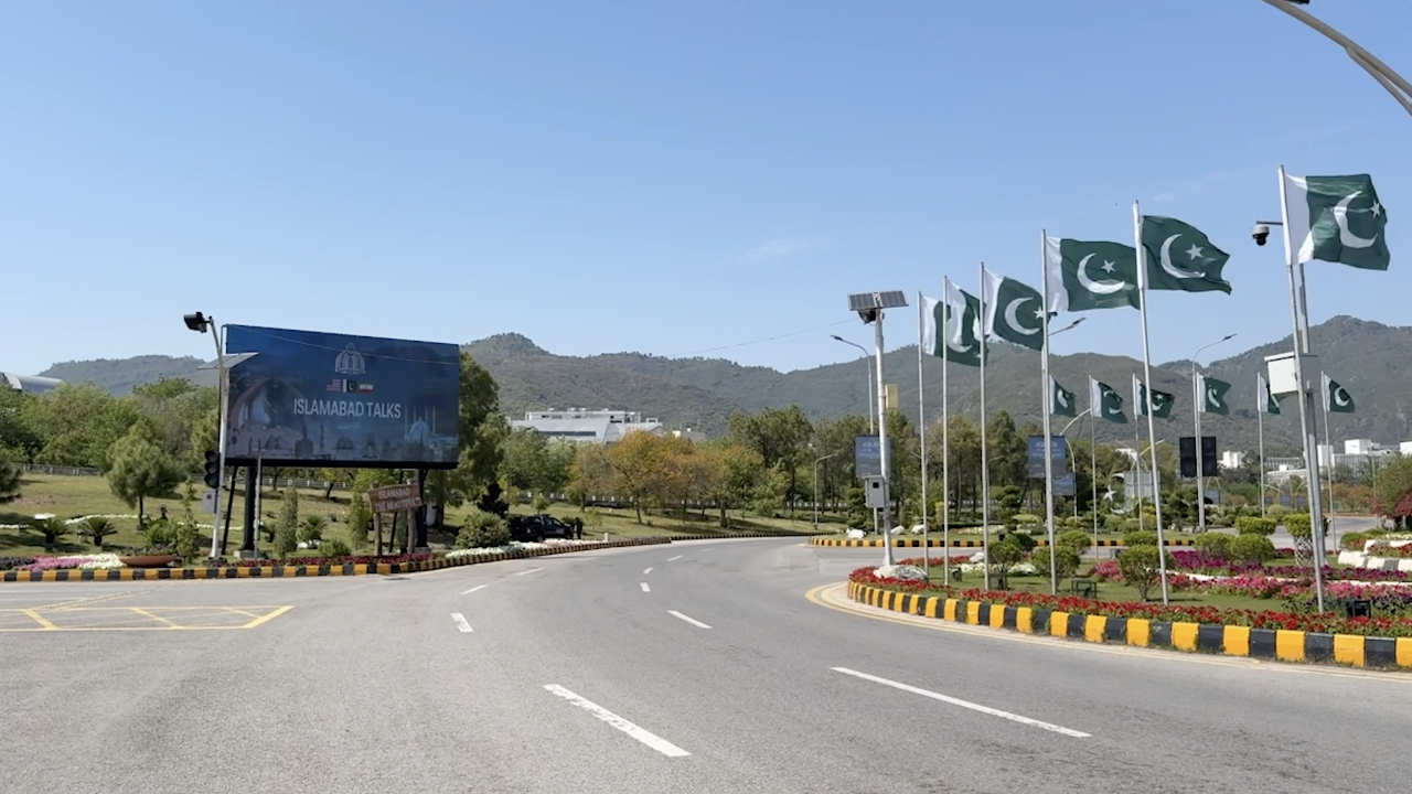 Путин и Пезешкиан обсудили переговоры Ирана с США