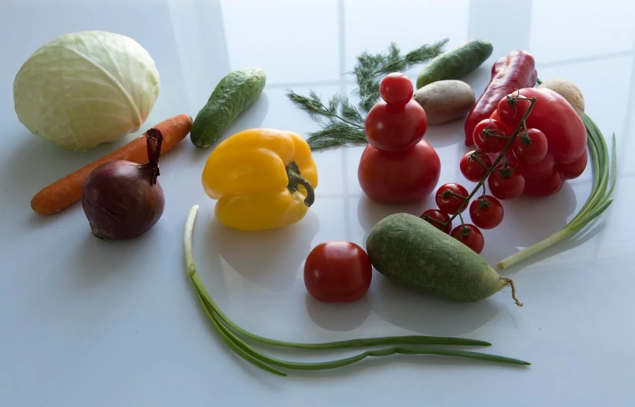 В Севастополе зафиксирован незначительный рост цен на свинину, курицу, свежие огурцы и помидоры