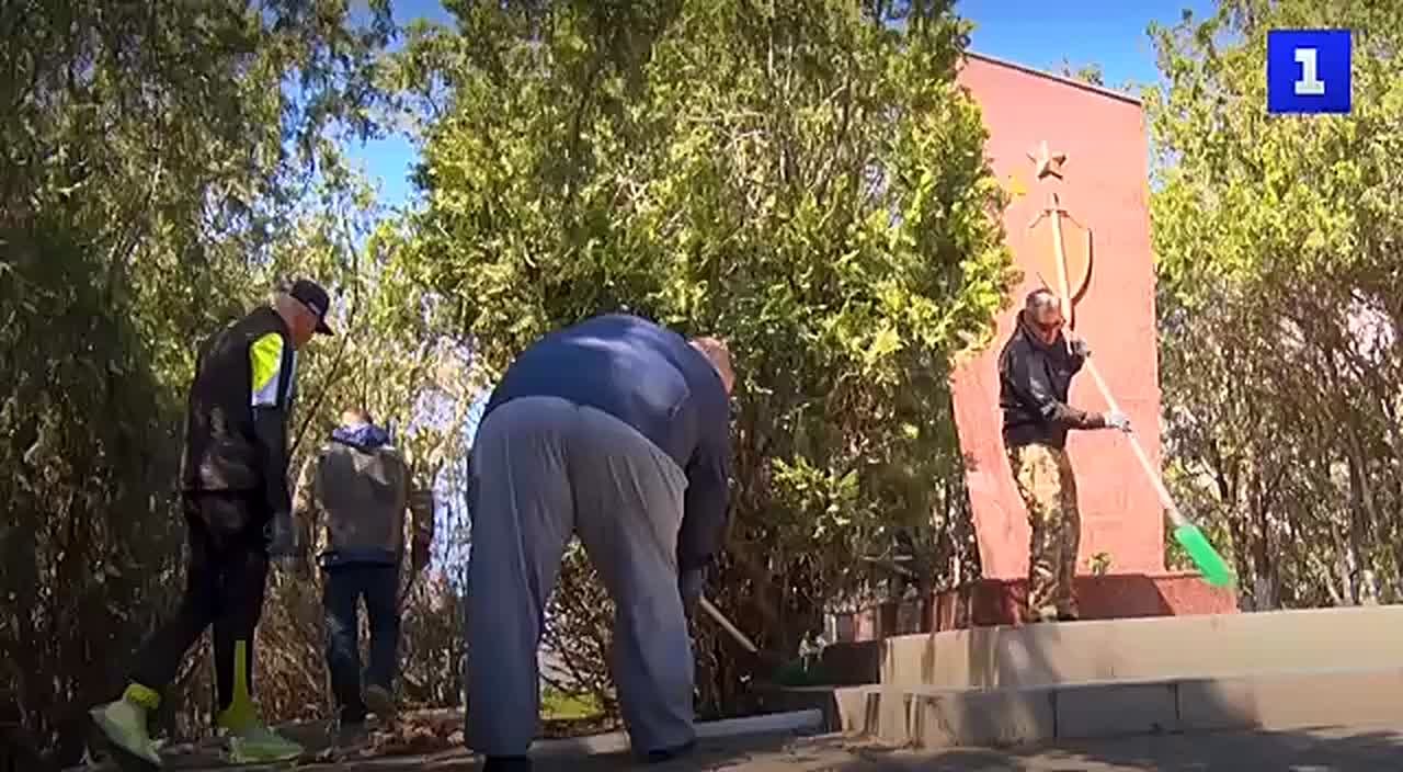 Мемориалы Севастополя приводят в порядок ко Дню Победы