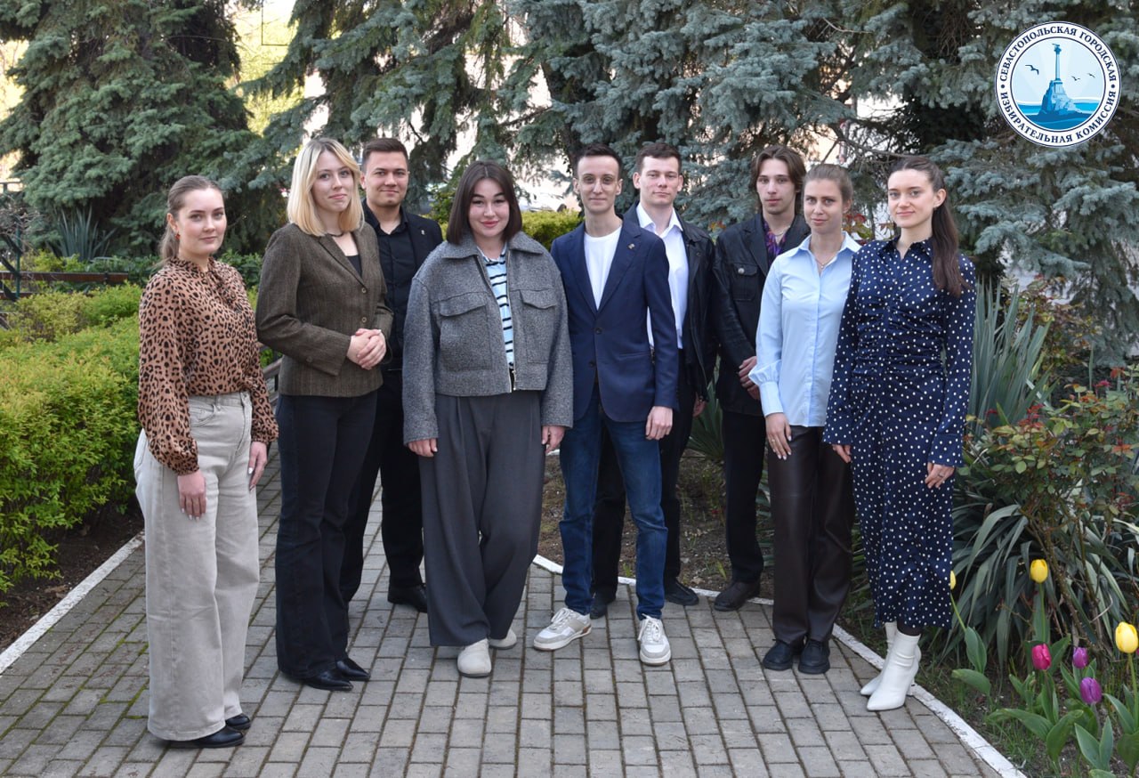 Встречайте новый состав Молодёжной избирательной комиссии Севастополя:
