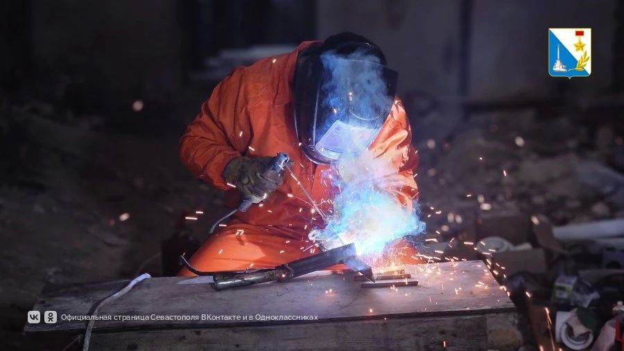 � ���� � 4 �� ����� ��������� �������� ������ ��������� ���������� ������