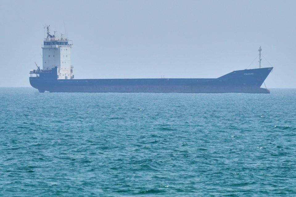 США начали «спасение» судов в Ормузском проливе
