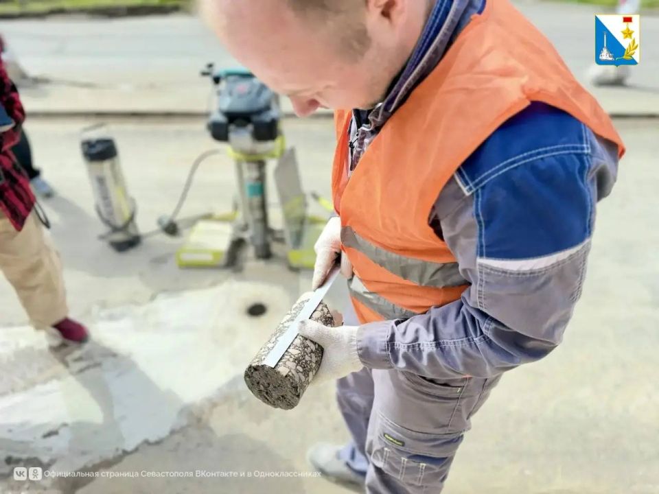 Качество асфальта на севастопольских дорогах проверяют на всех этапах строительства