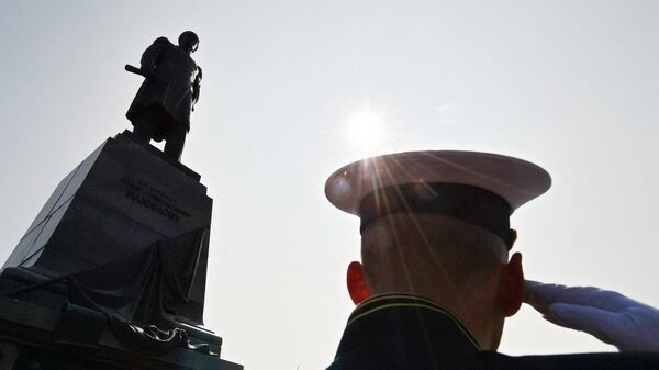 Черноморцы громят врага и защищают Крым - власти поздравили моряков