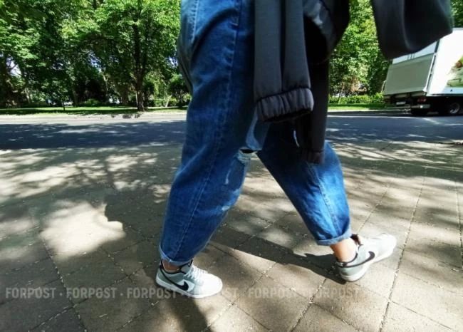 Даже 8 тысяч шагов в день не отменяют вреда от долгого сидения
