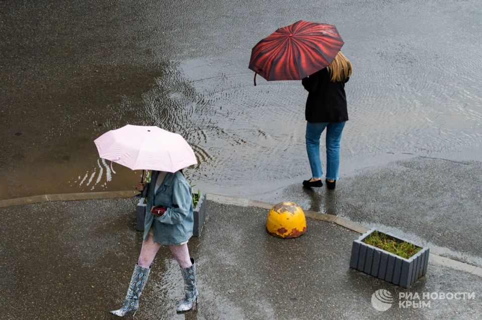 Штормовое оправдалось – часть Крыма накрыло дождями