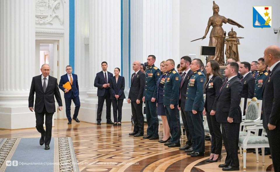 Путин встретился с выпускниками «Времени героев»