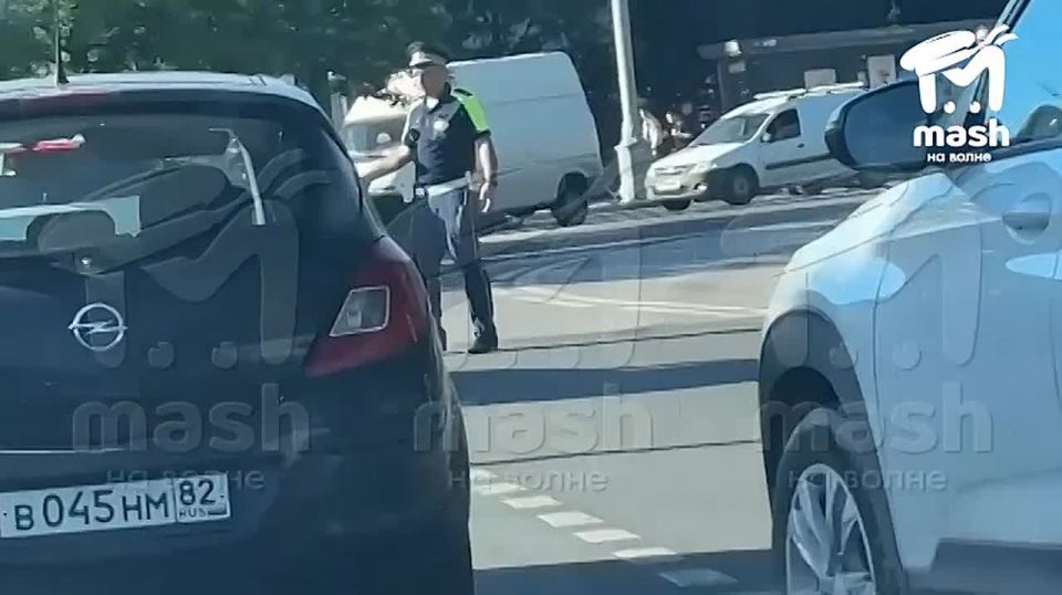 Часть улицы Гоголя в Севастополе закрыли для движения личного транспорта